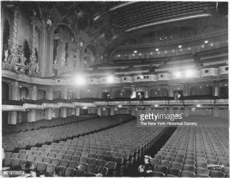 255 Brooklyn Paramount Theatre Stock Photos, High-Res Pictures, and ...