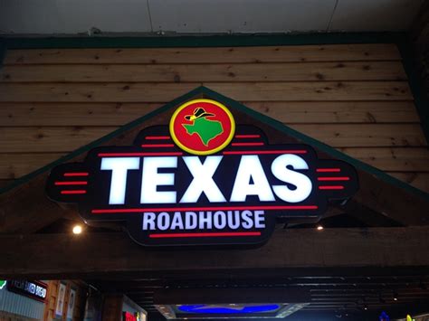 ERICJAZ FOODIES: A TEXAS ROADHOUSE BIRTHDAY!!!