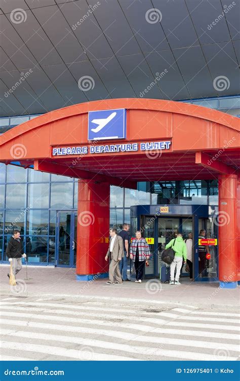 Moldova chisinau airport editorial photo. Image of baggage - 126975401