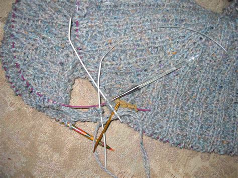 Knitting Outside the Lines: Unvented: Underarm Gusset