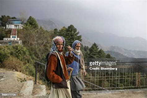 255 Rajouri District Photos & High Res Pictures - Getty Images