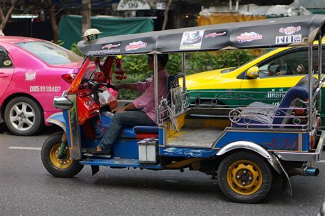 Getting around in Bangkok (II) | Mike's Passport