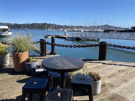 The 10 Best Sausalito Restaurants on the Water (2023)