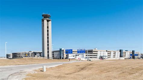 MKE General Mitchell International - Milwaukee Airport - MilwaukeeINSIDER