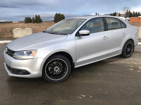 2014 Volkswagen Jetta DIESEL Highline **ONLY 33,070kms** Manual | Unique Motor Vehicles