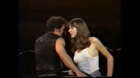 Dancing in the dark bruce springsteen Chords - Chordify