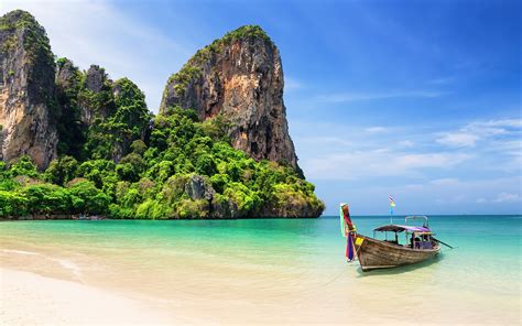 Phuket, Favorite Travel Destinations in Thailand - New Holiday