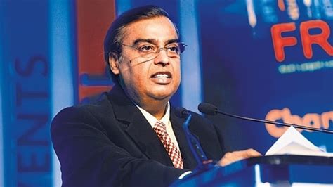 Reliance seeks shareholder nod to appoint Mukesh Ambani as head for 5 ...