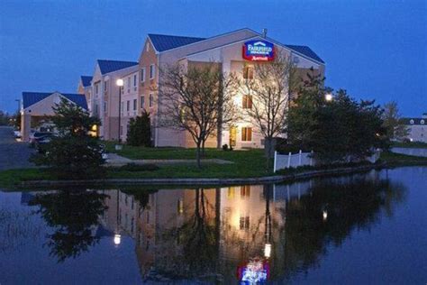 Budget Hotel in Olathe (KS) : Fairfield Inn & Suites Kansas City Olathe Olathe (KS) United ...