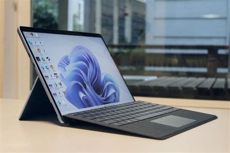 Recensione Microsoft Surface Pro 9: un passo avanti, uno indietro ...