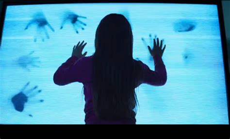 Poltergeist remake - Nerdcore Movement