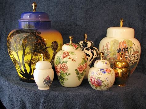 CBP Art Australia: Memorial Urns / Ceramic Urns / Ashes Urns