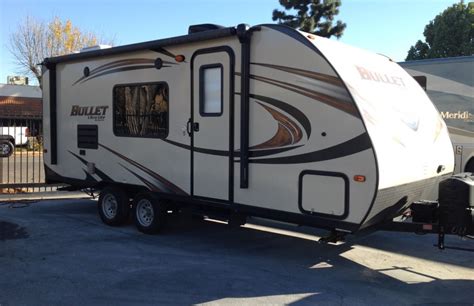 What Is a Travel Trailer? - California Motor Home Rentals