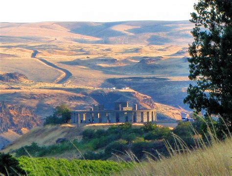 Stonehenge replica at Maryhill Museum in Maryhill, WA - Columbia River Gorge | West coast travel ...