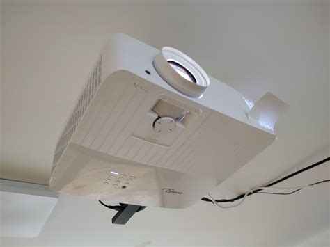 DIY short throw projector update : r/projectors