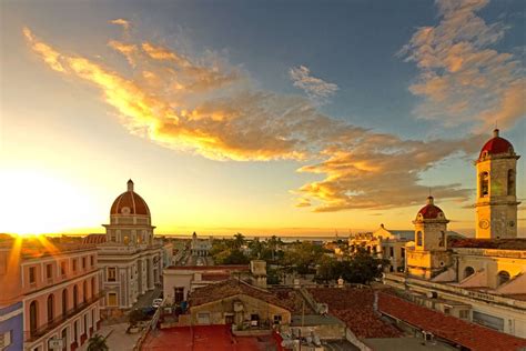 Cuba By Bus | Holiday Ideas | Beyond The Ordinary