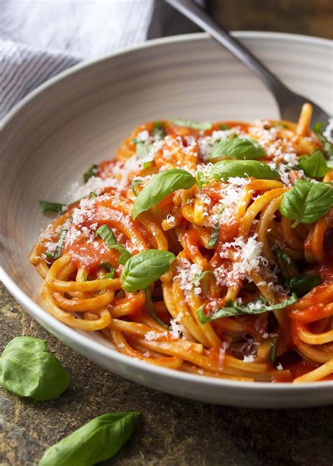 For an authentic Italian dinner, try my pasta al pomodoro! Spaghetti is tossed with a simple and ...