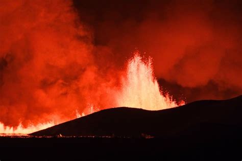 Where is the Iceland volcano? Map shows Reykjanes Peninsula eruption