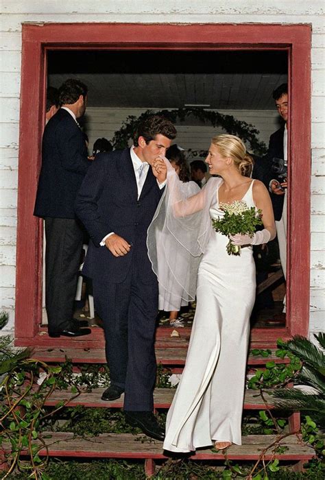 Jfk Jr And Carolyn Bessette’s Dreamy Wedding: A Look Back On Their Special Day – FASHIONBLOG