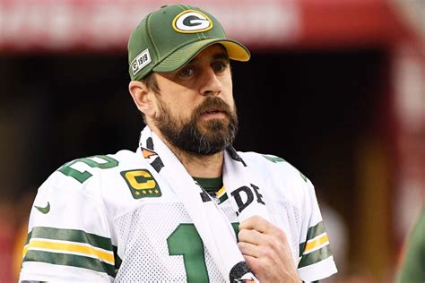 Aaron Rodgers 'Didn't Expect' Negative Reaction to Vax Comments: Source