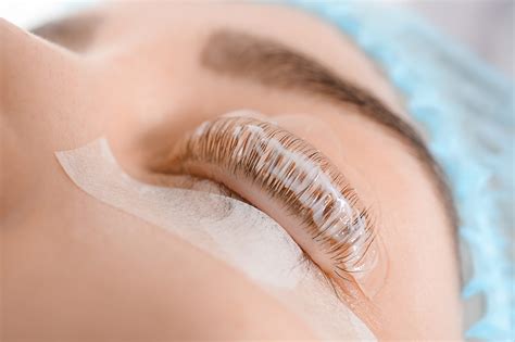 Lash Lift Course-VTCT Level 2 Eyelash Perming - Allen And Walden