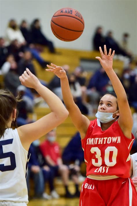 Smithtown East girls basketball falls to West | TBR News Media