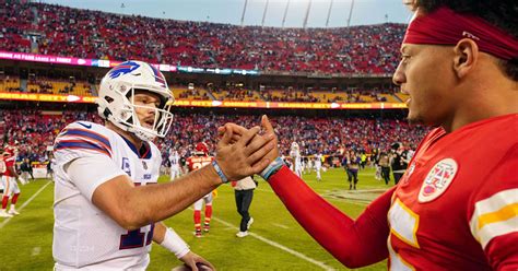 Josh Allen Nudged Patrick Mahomes During Wyoming-Texas Tech Double-OT ...