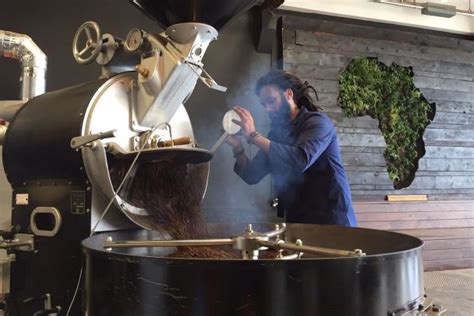 Red Bay in Oakland Creates Community through Beautiful Coffee | KQED