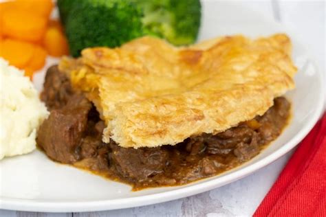 Scottish Steak Pie Recipe - Scottish Scran