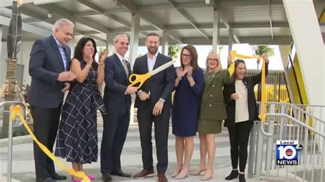 Brightline opens 2 brand new South Florida stations