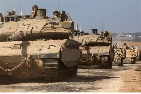 VIDEO: Watch how Hamas fighters blow up Israeli tanks - Mehr News Agency