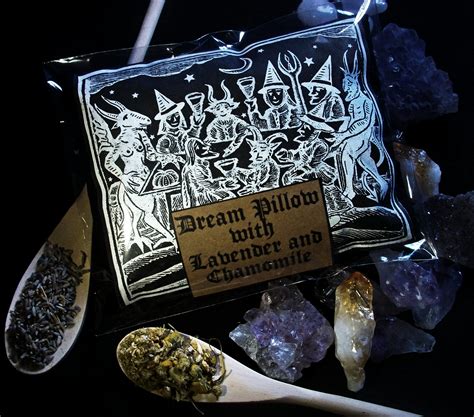 Chamomile and Lavender Dream Pillow – Ye Olde Witchcraft Shoppe