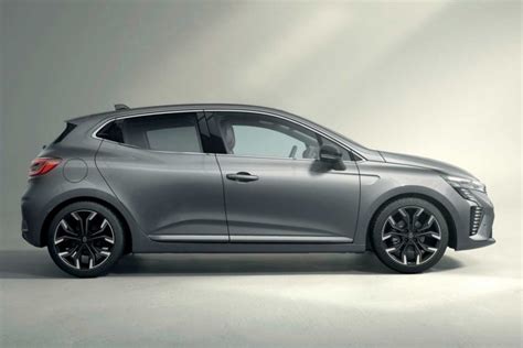 2023 New Renault Clio; The Standard-Setting Versatile City Car - AUTOBICS