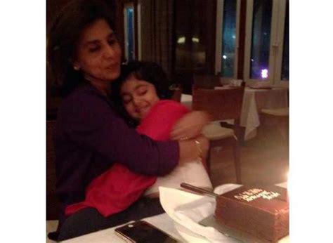 Neetu Singh celebrates birthday with family | Filmfare.com