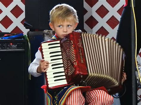 At summer’s ‘last hurrah,’ Posen Potato Festival celebrates tradition ...