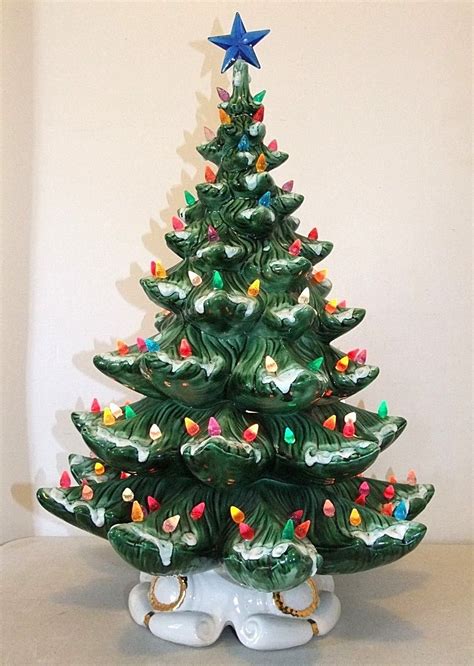 Huge 24" Vintage Atlantic Mold Ceramic Christmas Tree, Loads of Lights ...