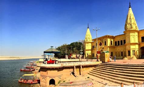 Guptar Ghat in Ayodhya: A Journey to Vaikuntha - Rishikesh Day Tour