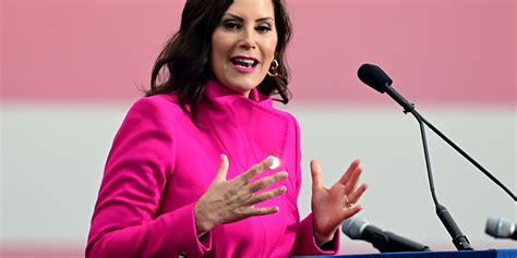 Gretchen Whitmer: Lower age to qualify for free tuition | Crain's ...