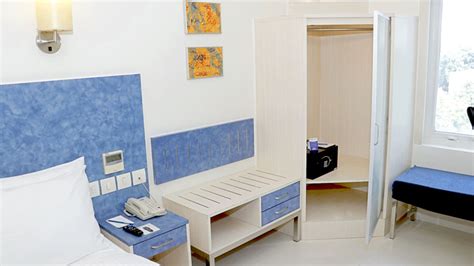 Superior plus Rooms | Hometel, Chandigarh