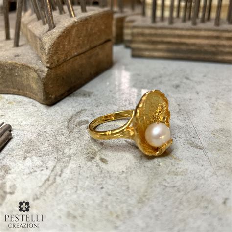 Birth of Venus Ring - Pestelli Creazioni