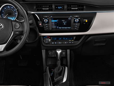 2016 Toyota Corolla: 122 Interior Photos | U.S. News