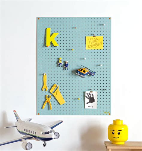 How to Decorate a Kid's Room with Lego