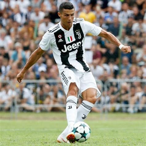 Cristiano Ronaldo Speaks On Scoring First Juventus Goals - Wapaz.co