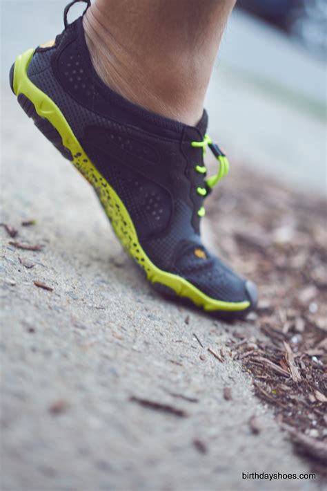 Vibram FiveFingers V-Run (Bikila EVO update) Review! - BirthdayShoes