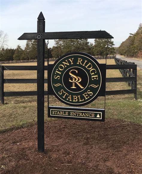 Image result for farm entrance sign design | Farm entrance, Entrance ...