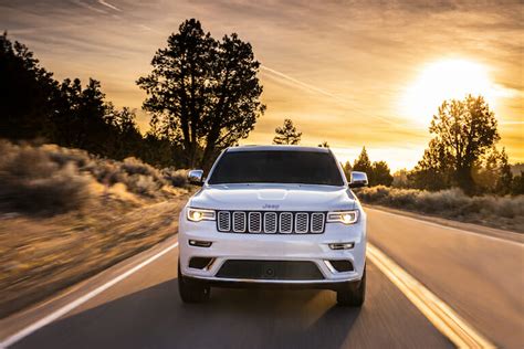 Jeep Grand Cherokee Transfer Case Problems Linked to Tire-size Sensitivity - VehicleHistory