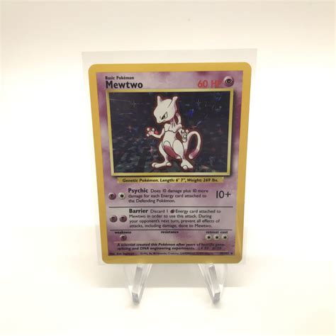 Mewtwo - 10/102 - Holo Rare - Shadowless Edition - Pokémon Store Canada