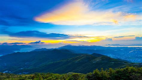 Mountain Sunset – Bing Wallpaper Download