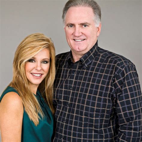 Leigh Anne Tuohy Bio, Affair, Married, Husband, Net Worth, Age, Ethnicity