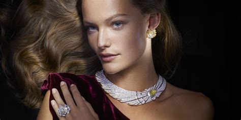 Van Cleef & Arpels Sous les Étoiles 2021 High Jewelry Collection | LES FAÇONS